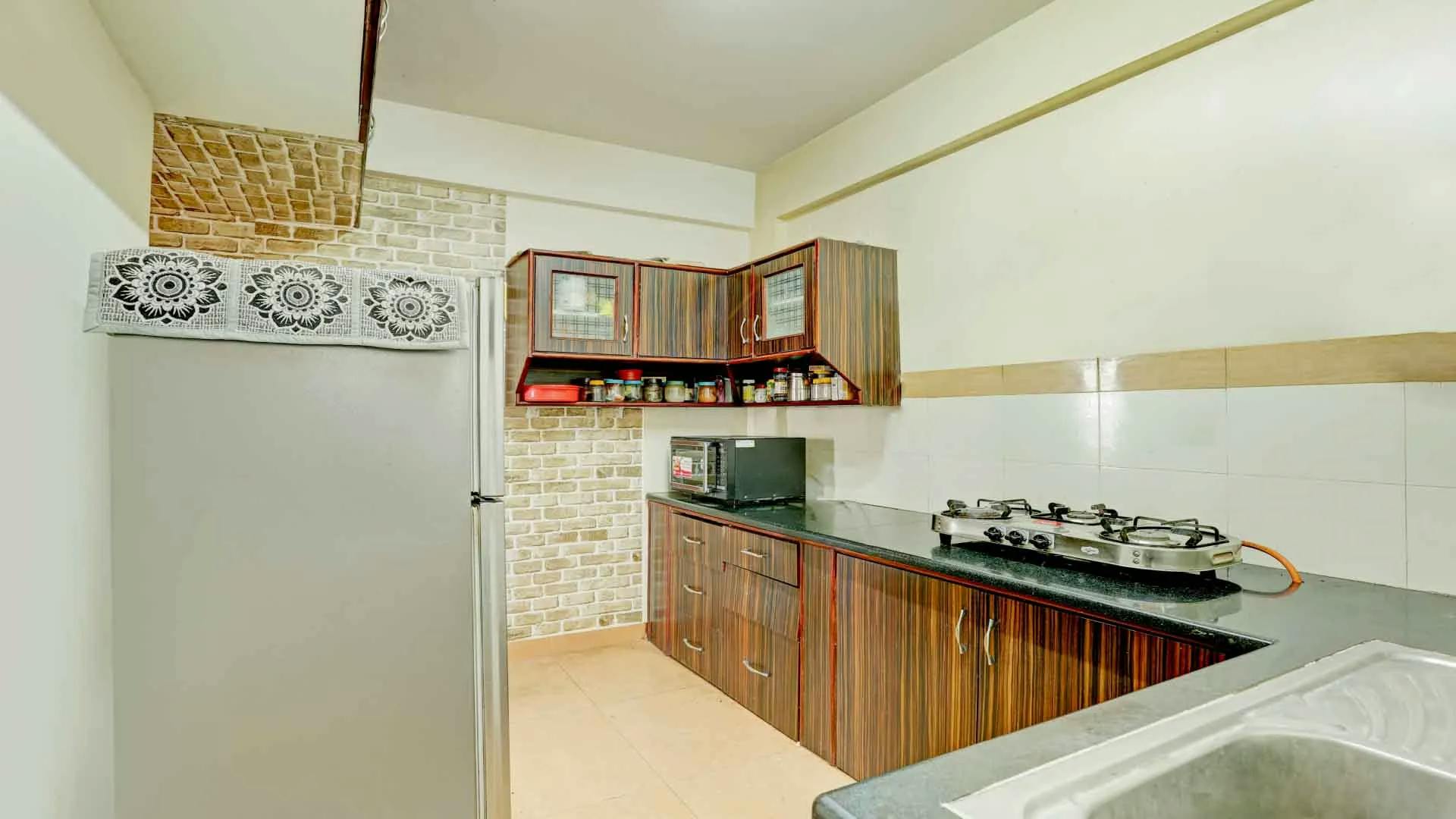 Kitchen 03.jpg