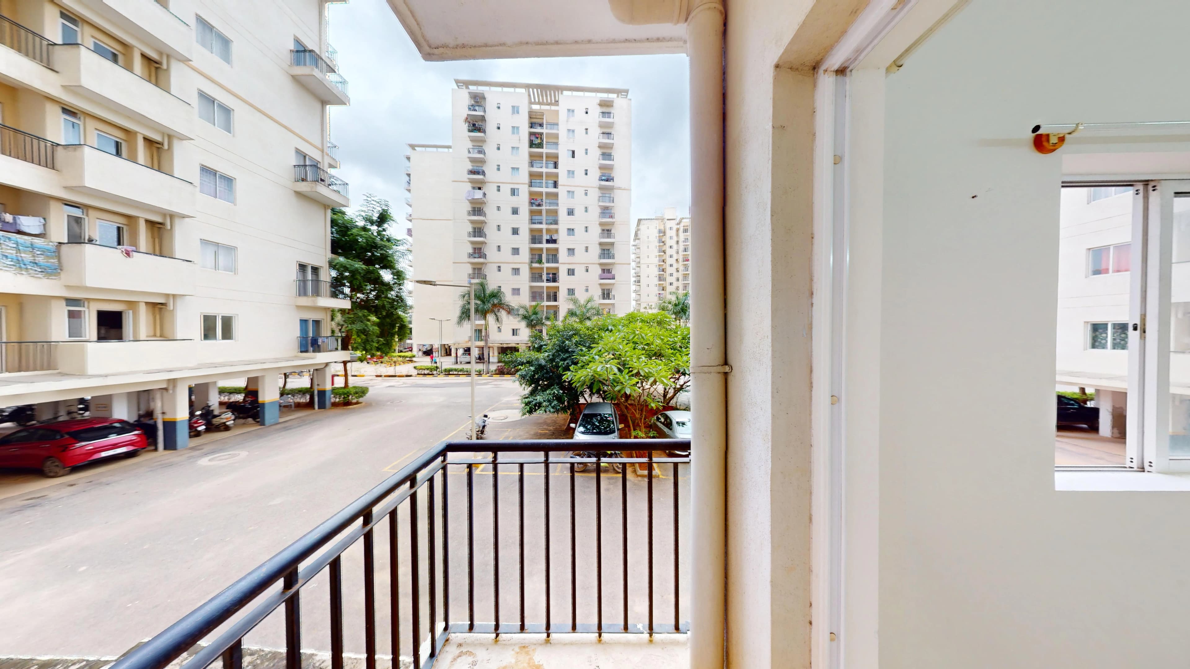 D-Block-2BHK-DLF-Woodland-Heights-07232024_152127.jpg