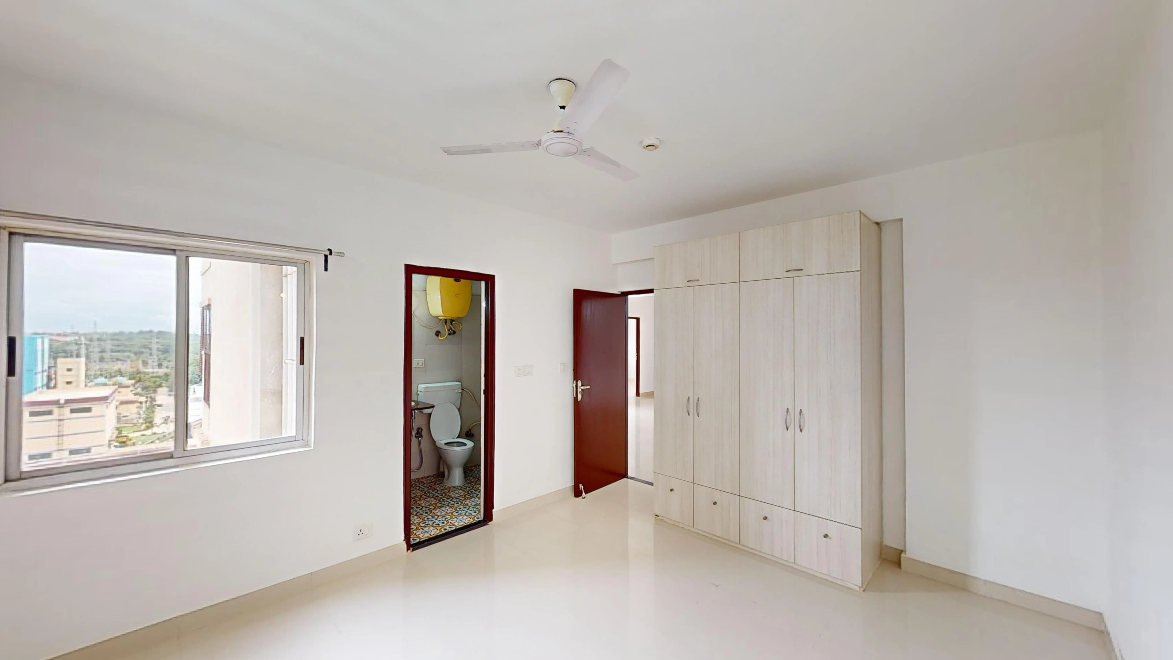 XV-Block-3BHK-Unitech-Heritage-Estate-08292024_203631.jpg