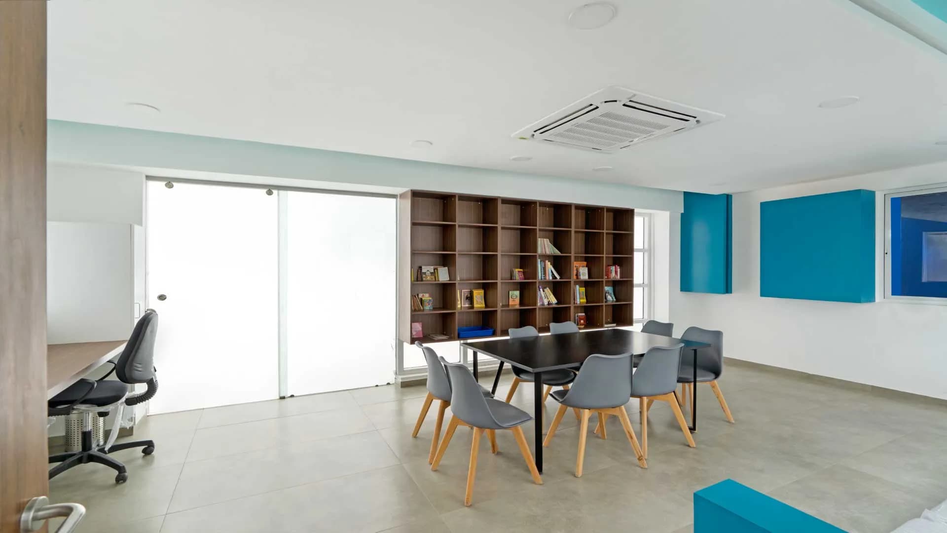 LIBRARY 01.jpg