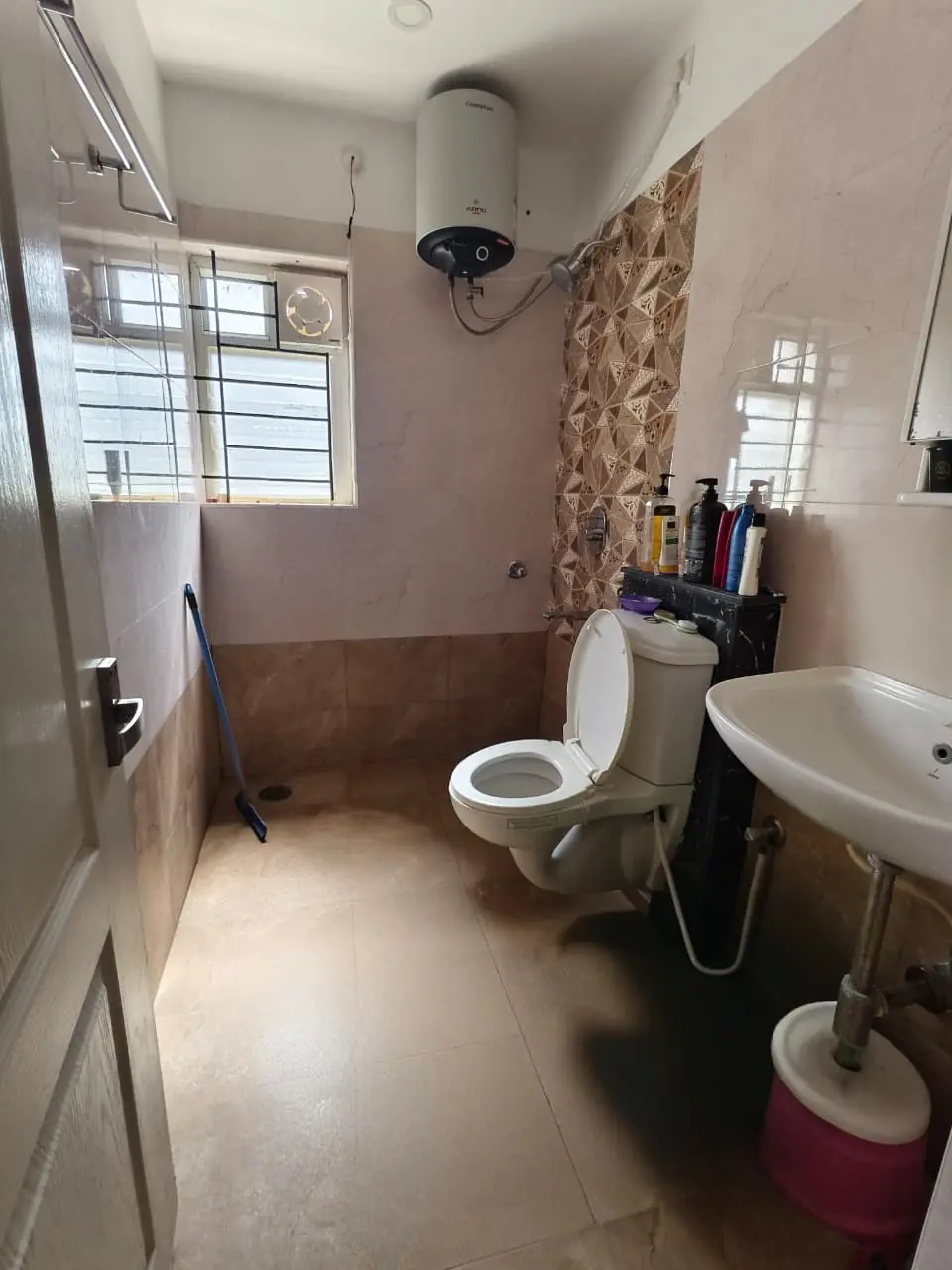 WhatsApp Image 2025-12-19 at 15.39.54 (1).jpeg