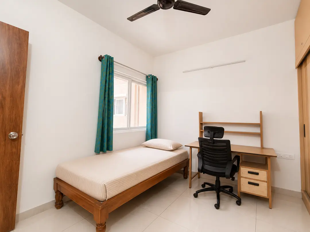 Bed 4.png