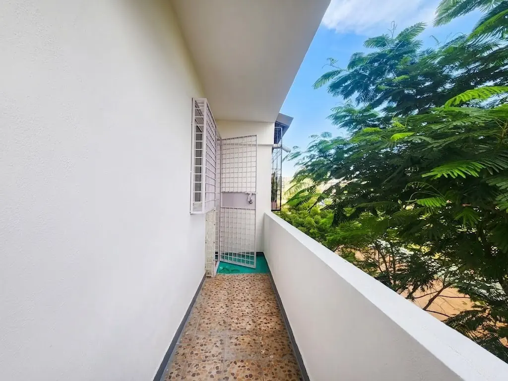 Balcony.....jpg