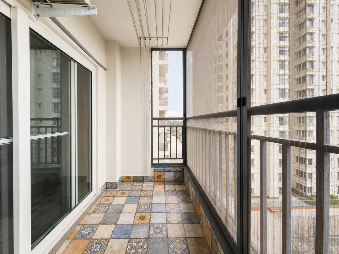 Balcony.png