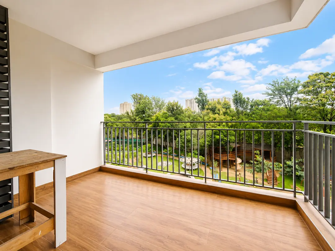 balcony.png